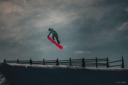 snowboarder freestyle